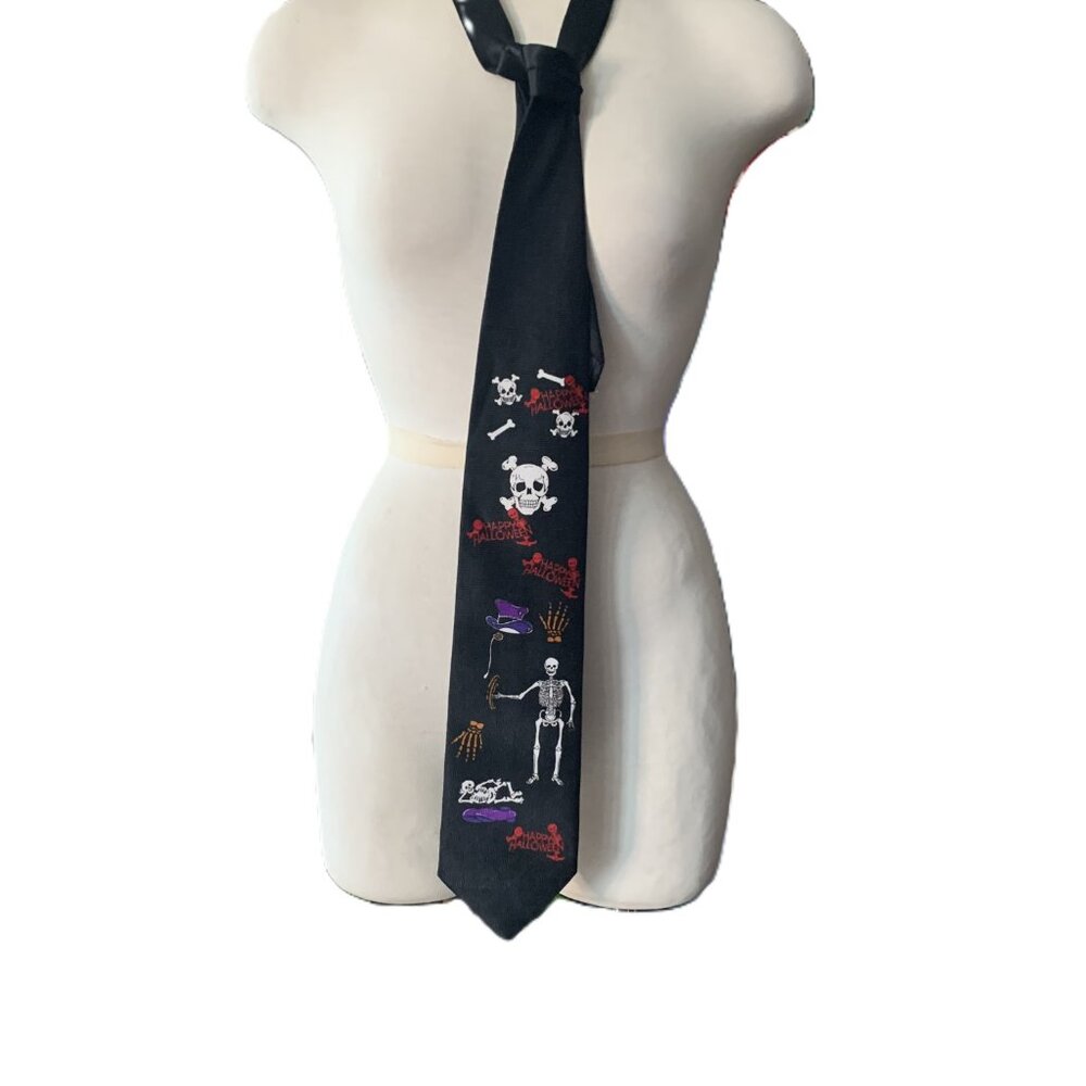 BLACK HALLOWEEN TIE WITH SKULLS AND SKELETONS AND BONES 100% POLYESTER